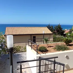 https://lucias-garden.sicilyhotelsitaly.net